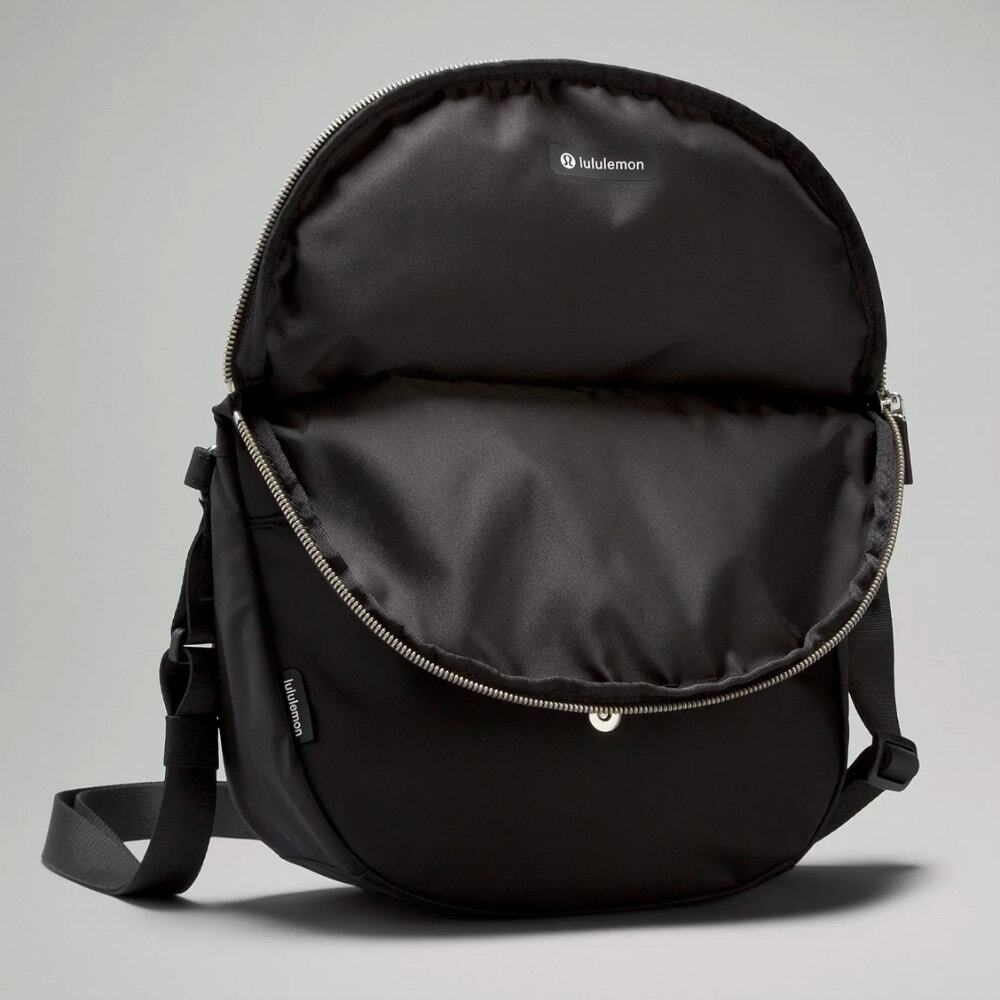 NEW Lululemon All Night Festival Crossbody Belt Bag 5L - Black/Silver - Picture 2 of 5
